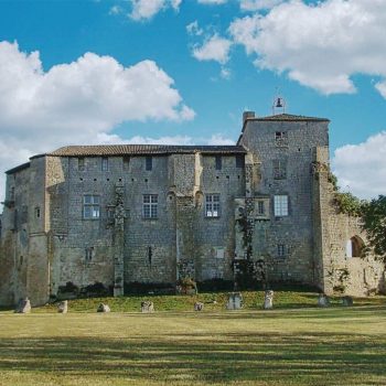 Vue du Château de la Mairie de Pujols-sur-Dordogne